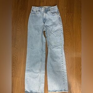 Abercrombie 90s Relaxed High Rise Jean
